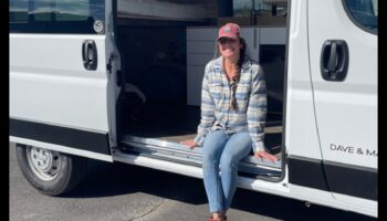 ملاذ البدوي: إنشاء مساحات مريحة في شاحنات مخصصة