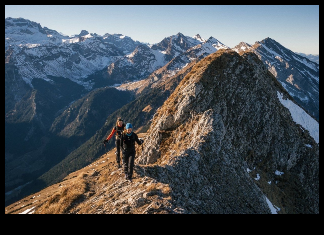 استكشاف الماضي سيرا على الأقدام: دليل للمشي لمسافات طويلة التاريخية 3 الرحلات التاريخية: الكشف عن الماضي سيرًا على الأقدام