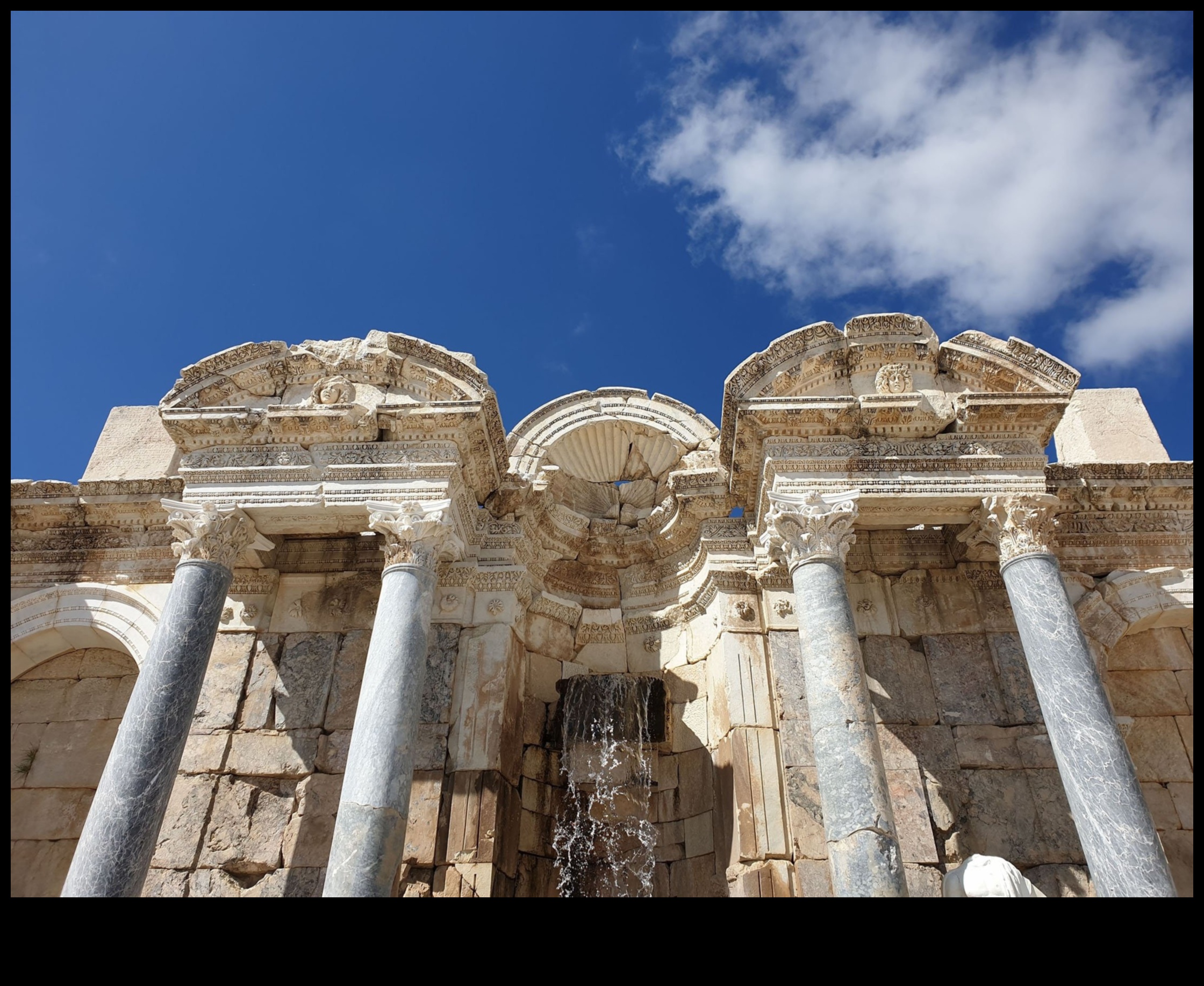 ملاذات التراث: التنقل بين الكنوز الثقافية في جميع أنحاء العالم