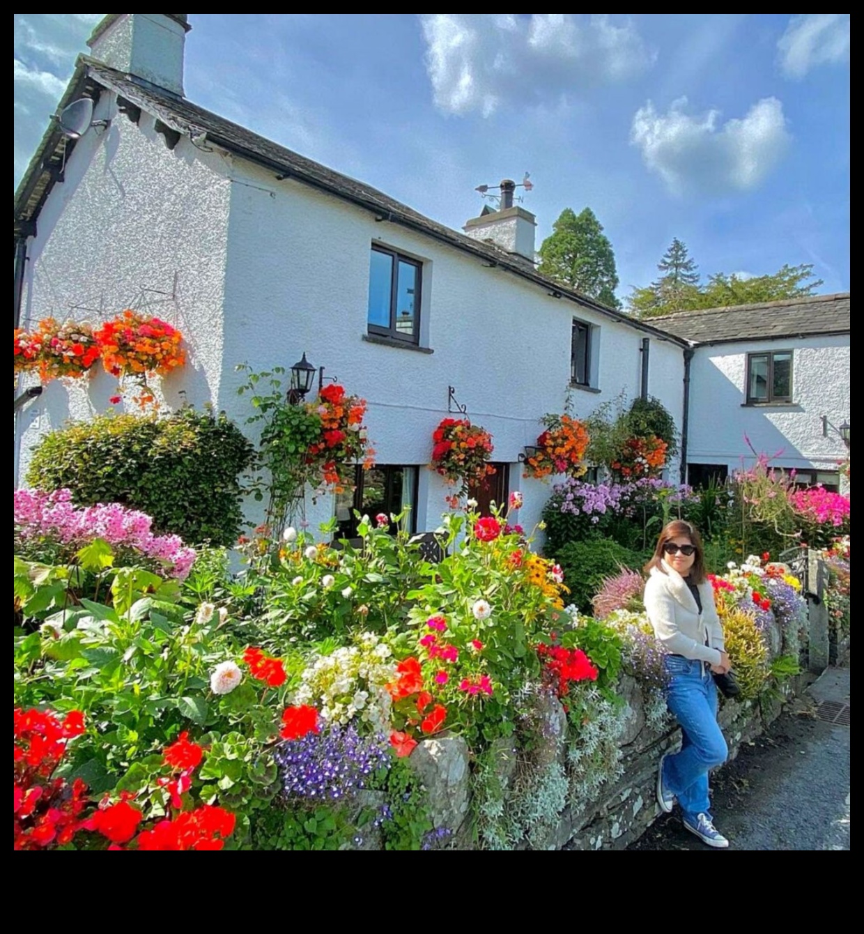 سحر جذاب: صياغة الجمال الخالد في حدائق الكوخ