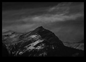 رؤى مهيبة: استكشاف عظمة المناظر الطبيعية الجميلة للأرض